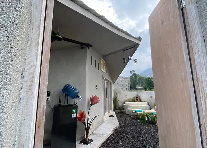 Bed & Breakfast The Batur 3*